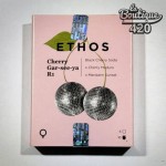 Offizielle Verpackung der feminisierten Cherry Gar-see-ya R1 Samen von Ethos Genetics mit rosa und Disco-Design