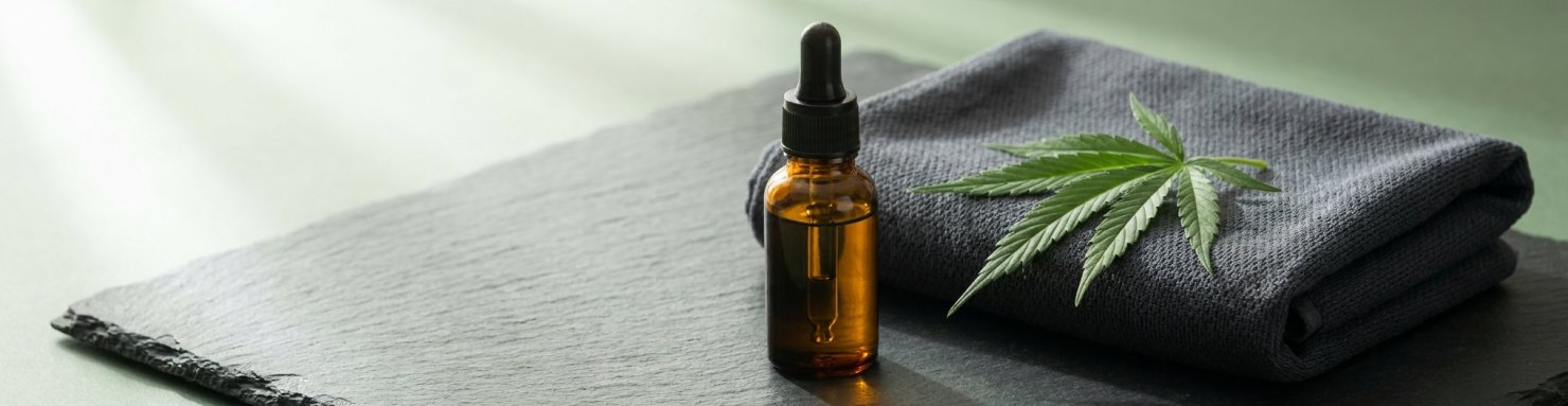 Bannière CBD et sport, cadre antidopage AMA et récupération naturelle