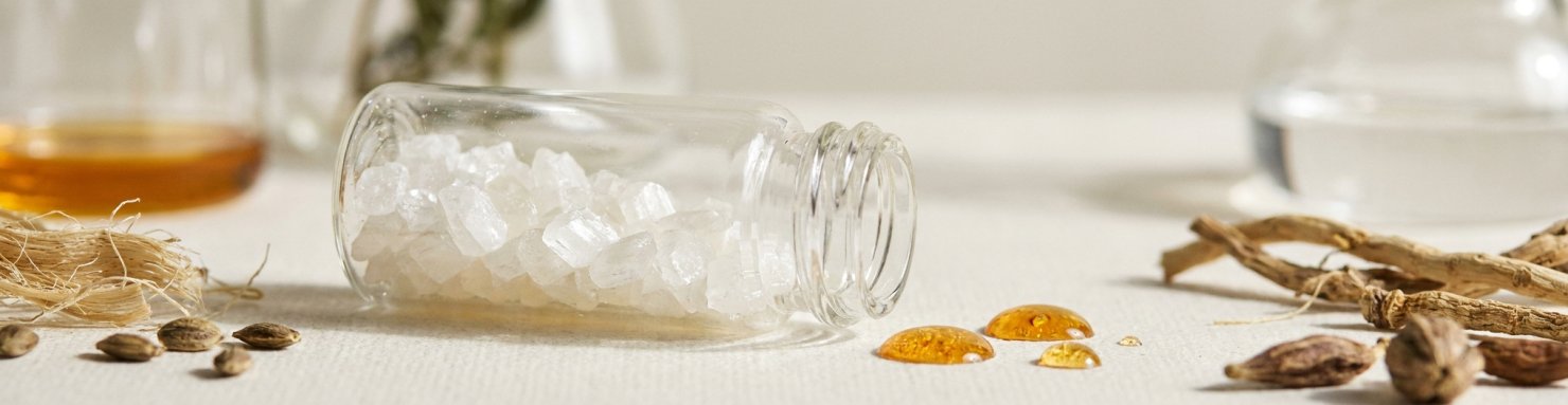 Cristaux de THV N10 et autres alternatives au THC en laboratoire de recherche cannabinoide